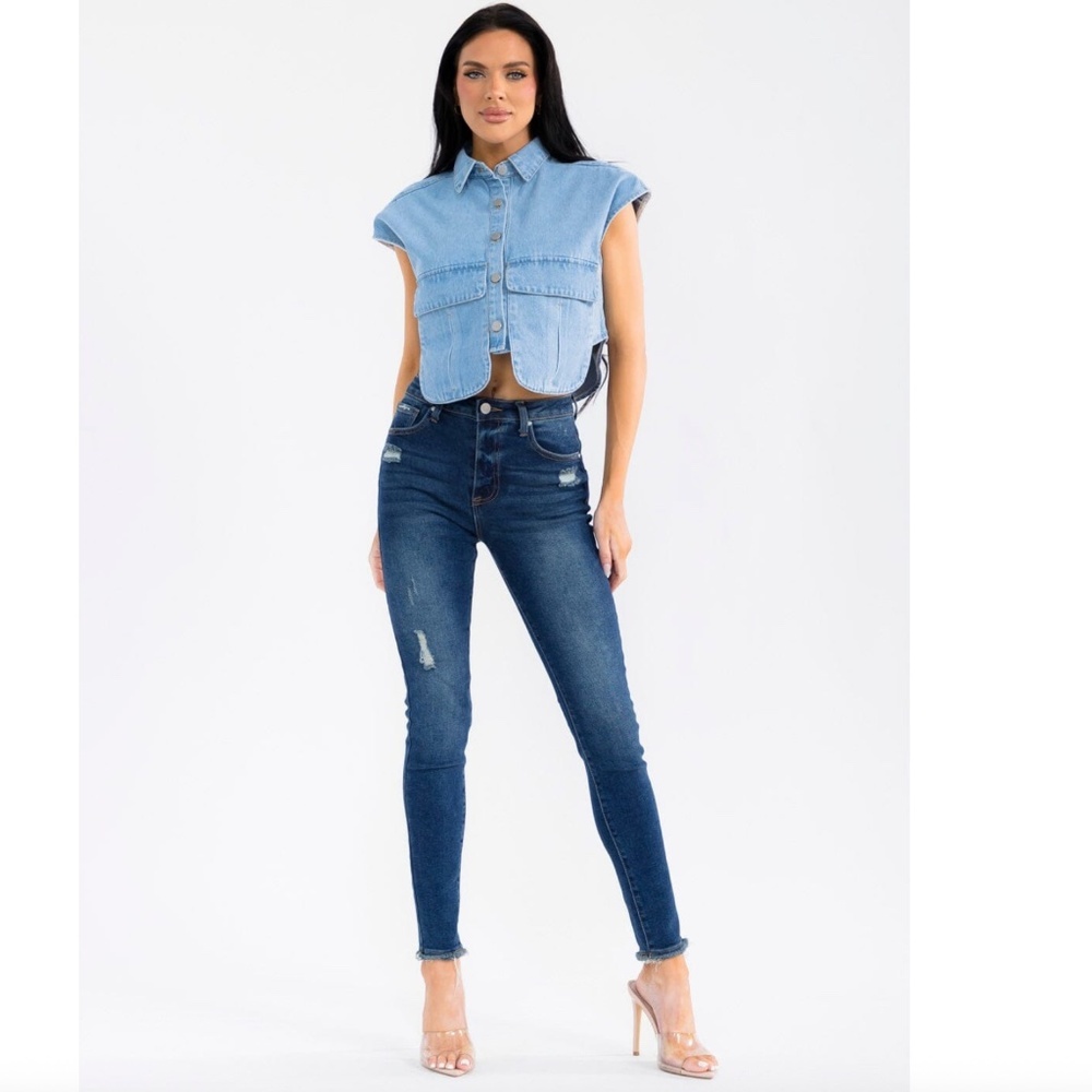 Cloud Ten Denim Sleeveless Button Up Front Pockets Top - Picture 3 of 5